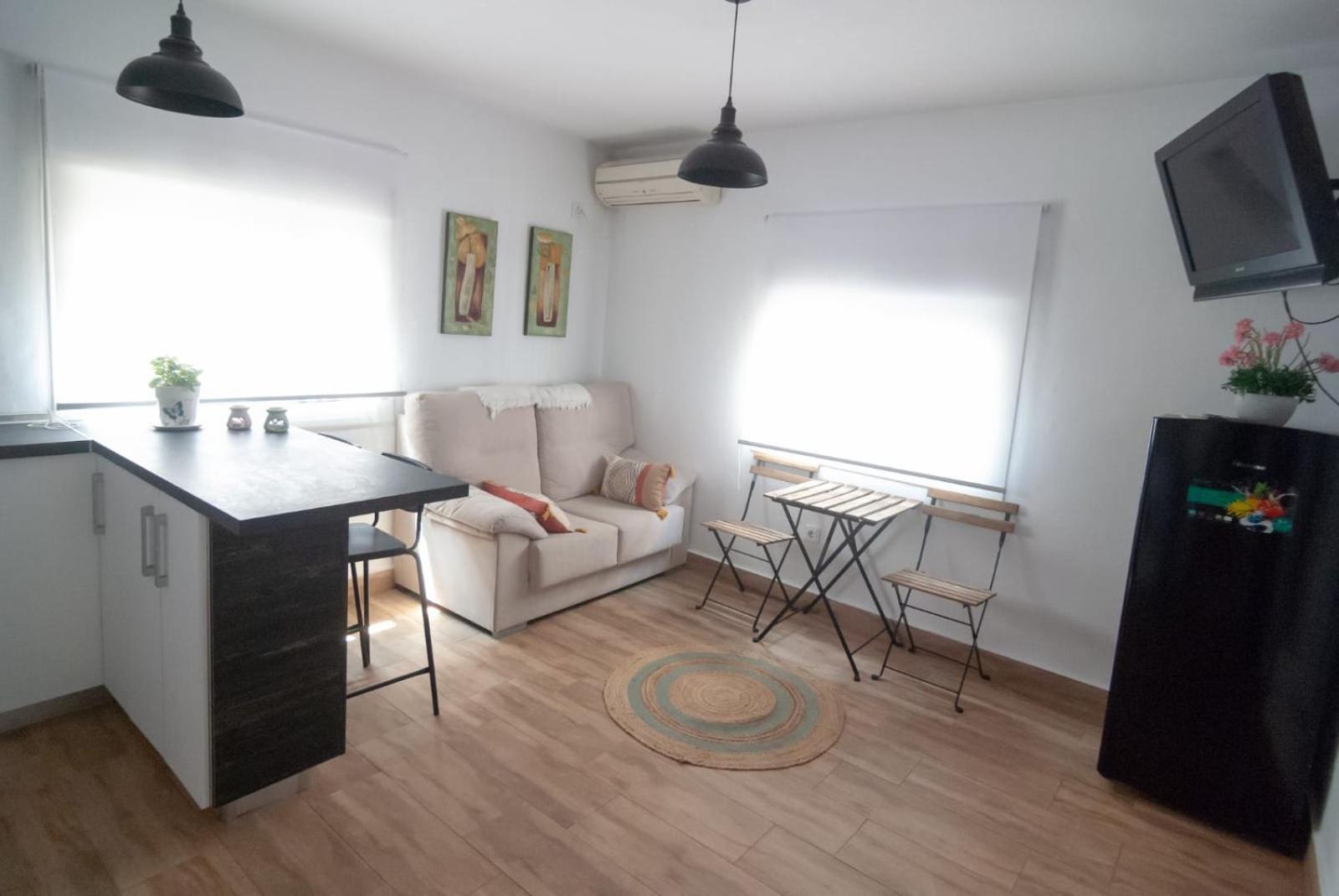 Apartament Minicasa Luna 1 *